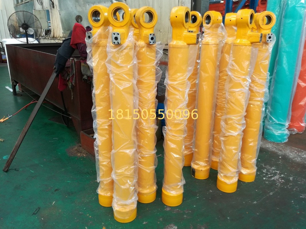 PC100-6 bucket hydraulic cylinder, 202-63-02331 , 202-63-02332 , 202-63-X9040 , 707-01-XU040 , 202-63-X2331 , 202-63-X23