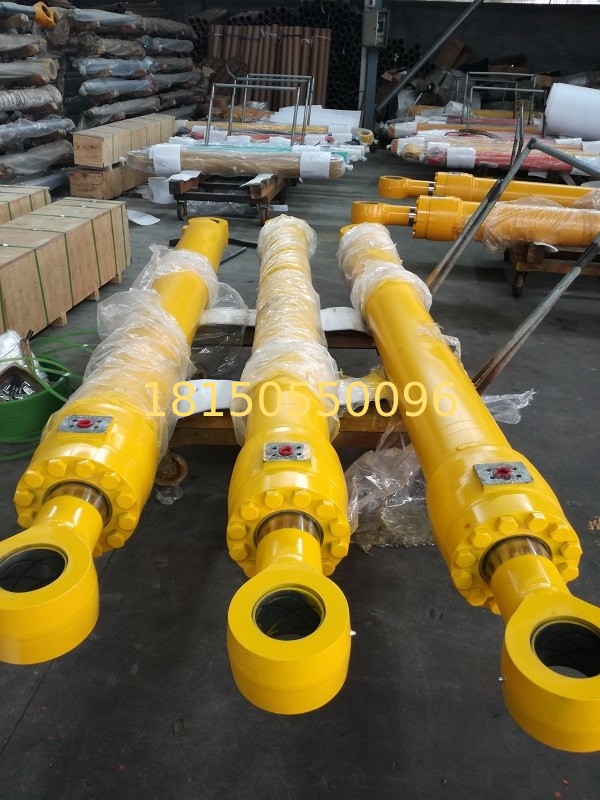 707-13-18760    pc400-7  arm   hydraulic cylinder Komatsu heavy equipment replacements spare parts produce